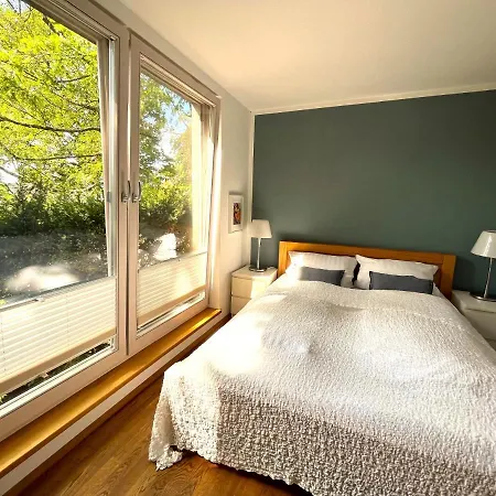 Apartment Atelier *