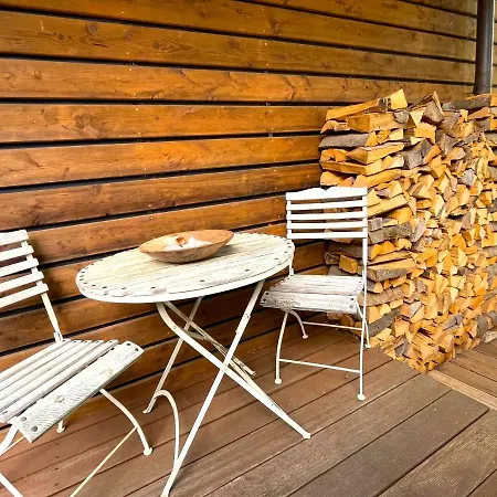 Apartment Atelier *