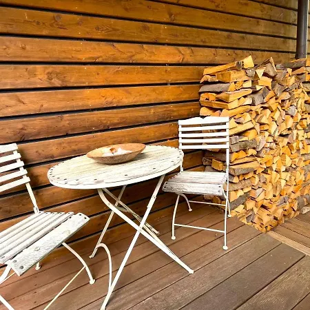 Apartment Atelier *